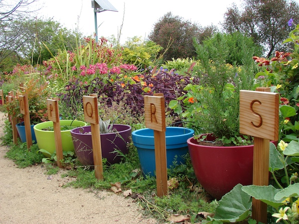 003alphabetgarden.jpg